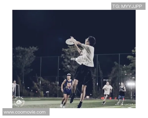 深圳飞盘队在全国街舞大赛中逆袭成功展现青春活力与团队精神